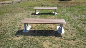 木目調の国産材活用WPC平ベンチ