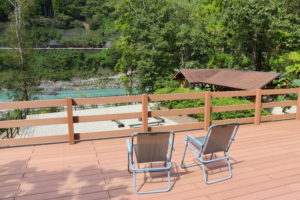 ウッドデッキ＠わじきキャンプ村　国産木粉活用WPC